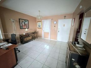 2841 Somerset Dr 305, Lauderdale Lakes FL 33311