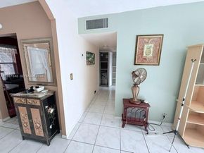 2841 Somerset Dr 305, Lauderdale Lakes FL 33311