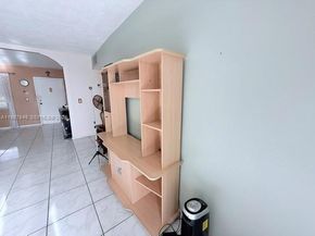 2841 Somerset Dr 305, Lauderdale Lakes FL 33311