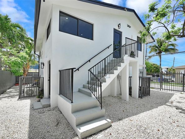 1805 SW 4th Street, Miami FL 33135