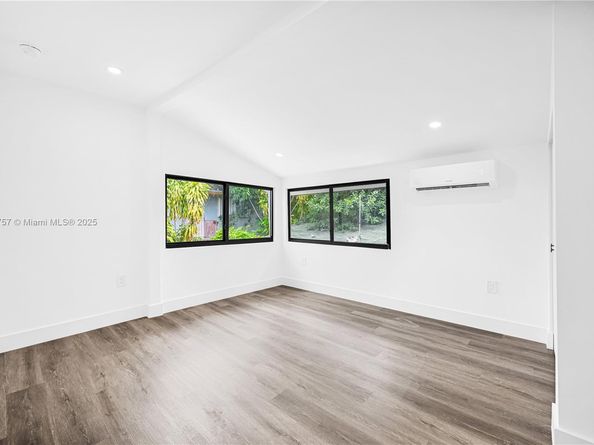 1805 SW 4th Street, Miami FL 33135