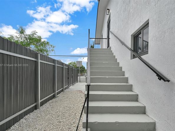 1805 SW 4th Street, Miami FL 33135