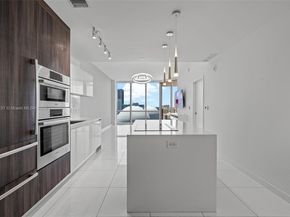 851 NE 1st Ave 1506, Miami FL 33132