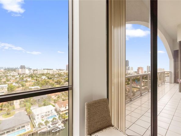 3600 Yacht Club Dr 2001, Aventura FL 33180