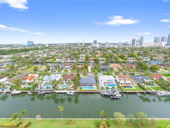 3600 Yacht Club Dr 2001, Aventura FL 33180