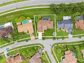 450 NW 195th Ave, Pembroke Pines FL 33029