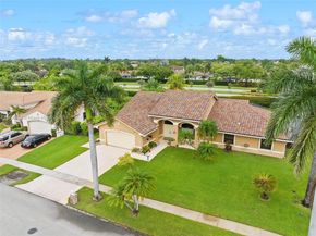 450 NW 195th Ave, Pembroke Pines FL 33029