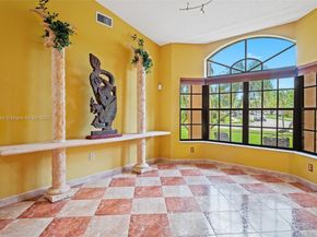 450 NW 195th Ave, Pembroke Pines FL 33029
