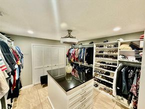 5921 SW 17th St, Plantation FL 33317