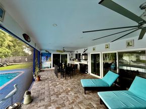 5921 SW 17th St, Plantation FL 33317