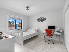 800 NW 133rd Ave, Miami FL 33182