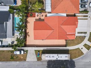 800 NW 133rd Ave, Miami FL 33182