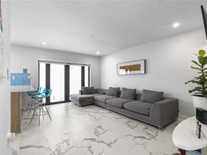 800 NW 133rd Ave, Miami FL 33182