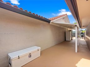 800 NW 133rd Ave, Miami FL 33182