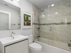 800 NW 133rd Ave, Miami FL 33182