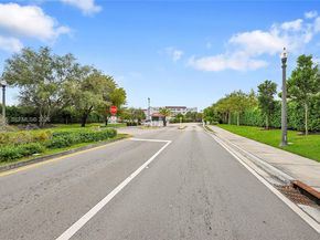 2850 Somerset Dr 105L, Lauderdale Lakes FL 33311