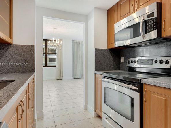 9801 Collins Ave 18H, Bal Harbour FL 33154