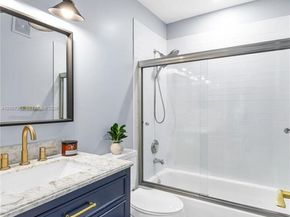 17086 NW 22nd St, Pembroke Pines FL 33028