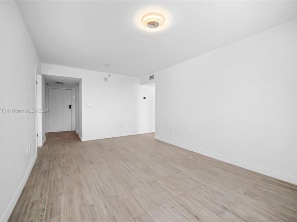 1010 NW 11th St 507, Miami FL 33136