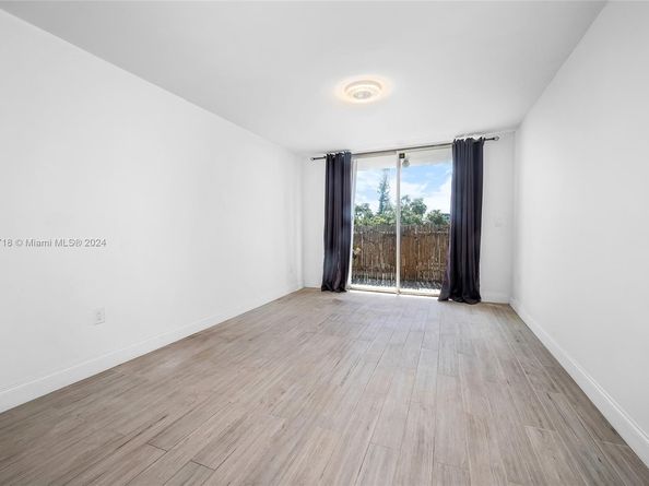 1010 NW 11th St 507, Miami FL 33136