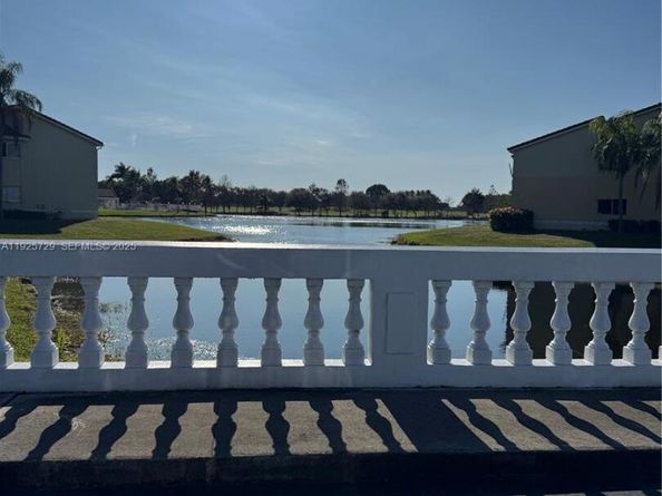 12650 Vista Isles Dr 923, Sunrise FL 33325