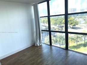 1000 Parkview Dr 605, Hallandale Beach FL 33009