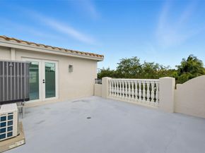 623 NE 11th Ave, Fort Lauderdale FL 33304