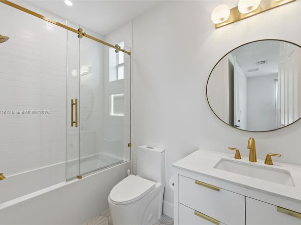 623 NE 11th Ave, Fort Lauderdale FL 33304