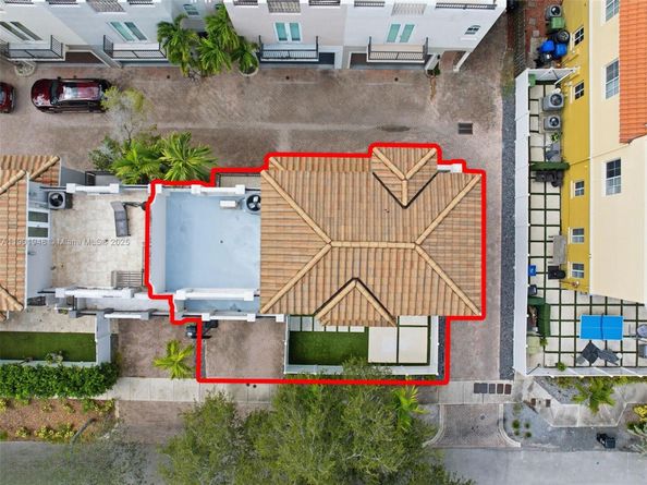 623 NE 11th Ave, Fort Lauderdale FL 33304