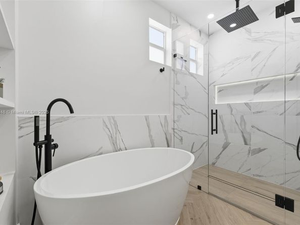 623 NE 11th Ave, Fort Lauderdale FL 33304