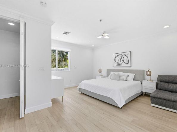 623 NE 11th Ave, Fort Lauderdale FL 33304