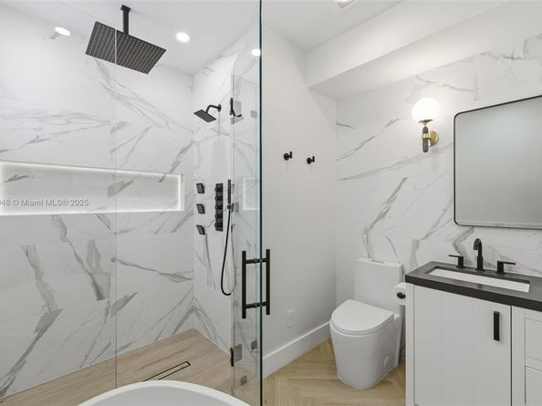 623 NE 11th Ave, Fort Lauderdale FL 33304