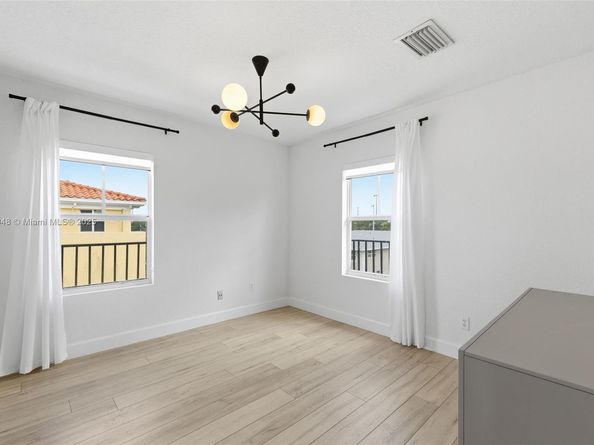 623 NE 11th Ave, Fort Lauderdale FL 33304