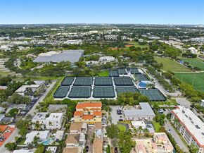 623 NE 11th Ave, Fort Lauderdale FL 33304