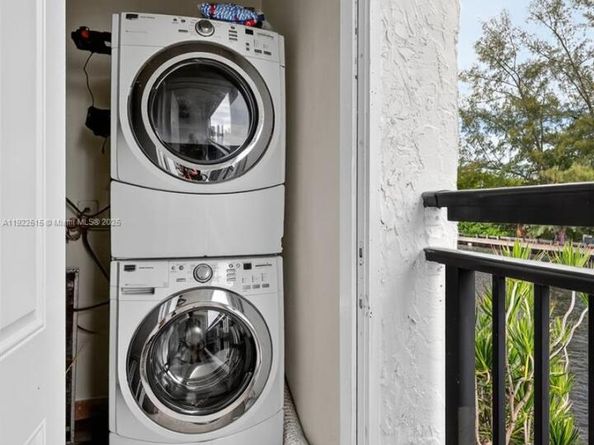 3745 NE 171st St 57, North Miami Beach FL 33160