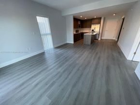 1938 Jackson St 301, Hollywood FL 33020