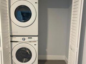 1938 Jackson St 301, Hollywood FL 33020