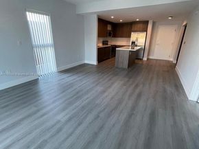 1938 Jackson St 301, Hollywood FL 33020