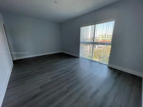 1938 Jackson St 301, Hollywood FL 33020