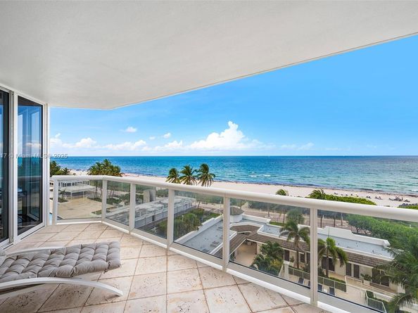 4779 Collins Ave 702, Miami Beach FL 33140