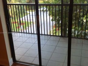 5530 NW 44th St 411C, Lauderhill FL 33319