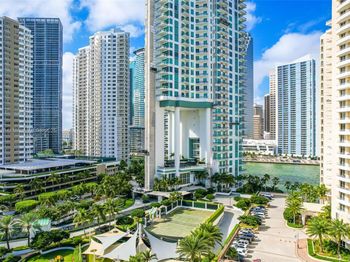 900 Brickell Key Blvd