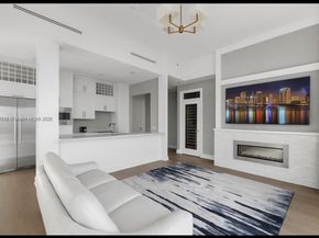 900 Brickell Key Blvd 2904, Miami FL 33131