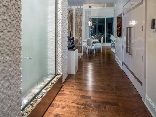 900 Brickell Key Blvd 2904, Miami FL 33131