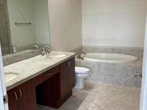 3020 NW 125th Ave 415, Sunrise FL 33323