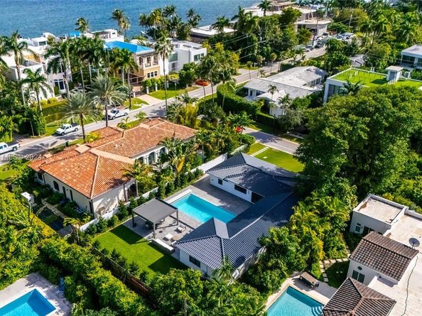 116 W 1st Ct, Miami Beach FL 33139