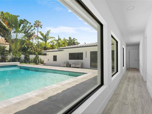 116 W 1st Ct, Miami Beach FL 33139