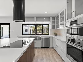 116 W 1st Ct, Miami Beach FL 33139