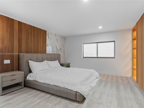116 W 1st Ct, Miami Beach FL 33139