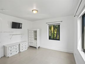 2290 SW 2nd Ter, Miami FL 33135